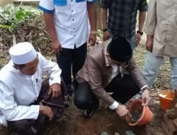 Ketua YPPKI Serahkan Bantuan Rp1,6 Miliar untuk Ponpes Al Safiyah Karawang, Sekaligus Lakukan Peletakan Batu Pertama